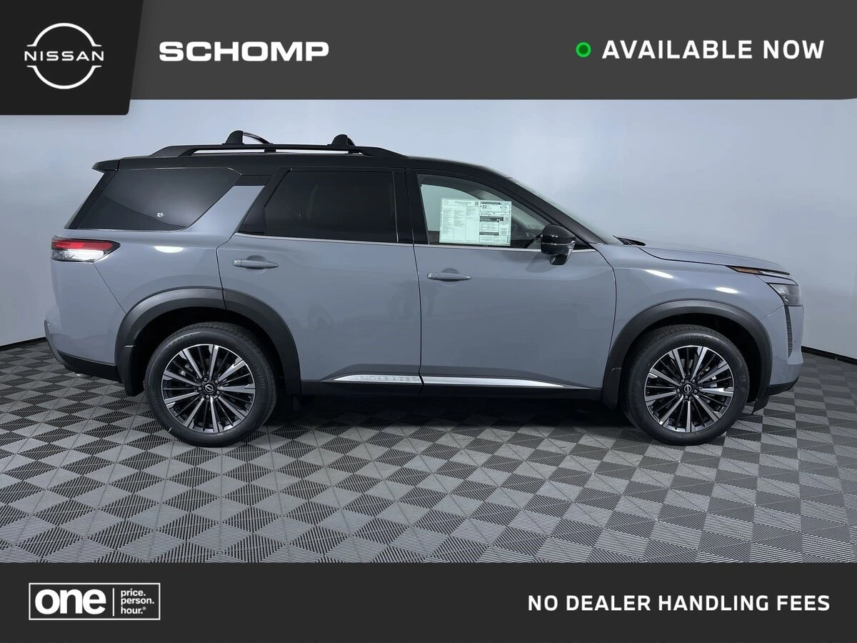 2026 Nissan Pathfinder Platinum 4WD's photo