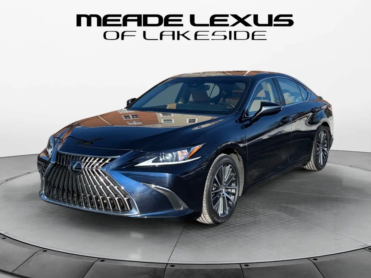 2023 Lexus ES 350's photo