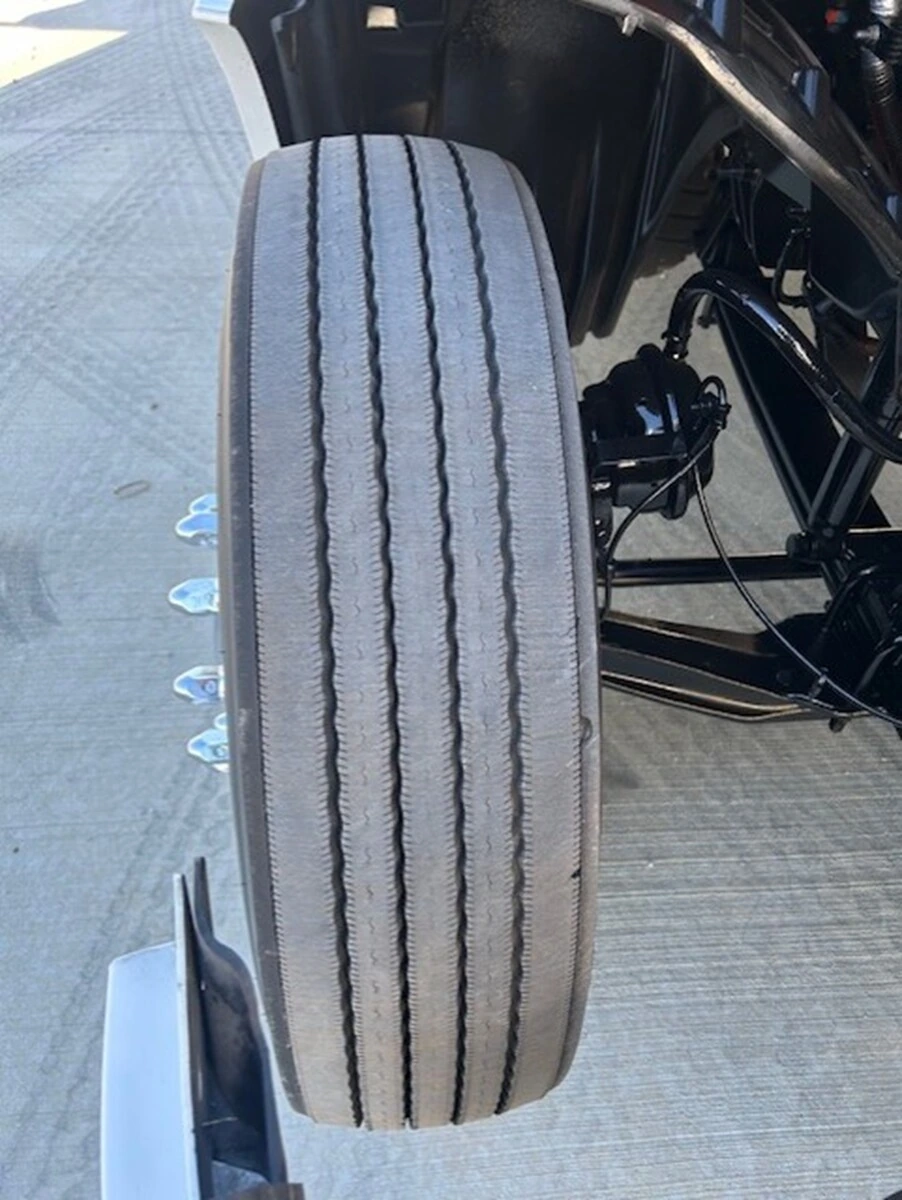 2024 Freightliner Cascadia - image 12