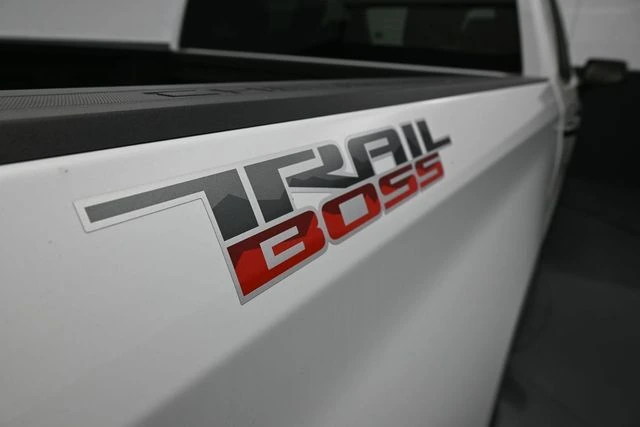 2024 Chevrolet Silverado 1500 LT Trail Boss - Photo 11