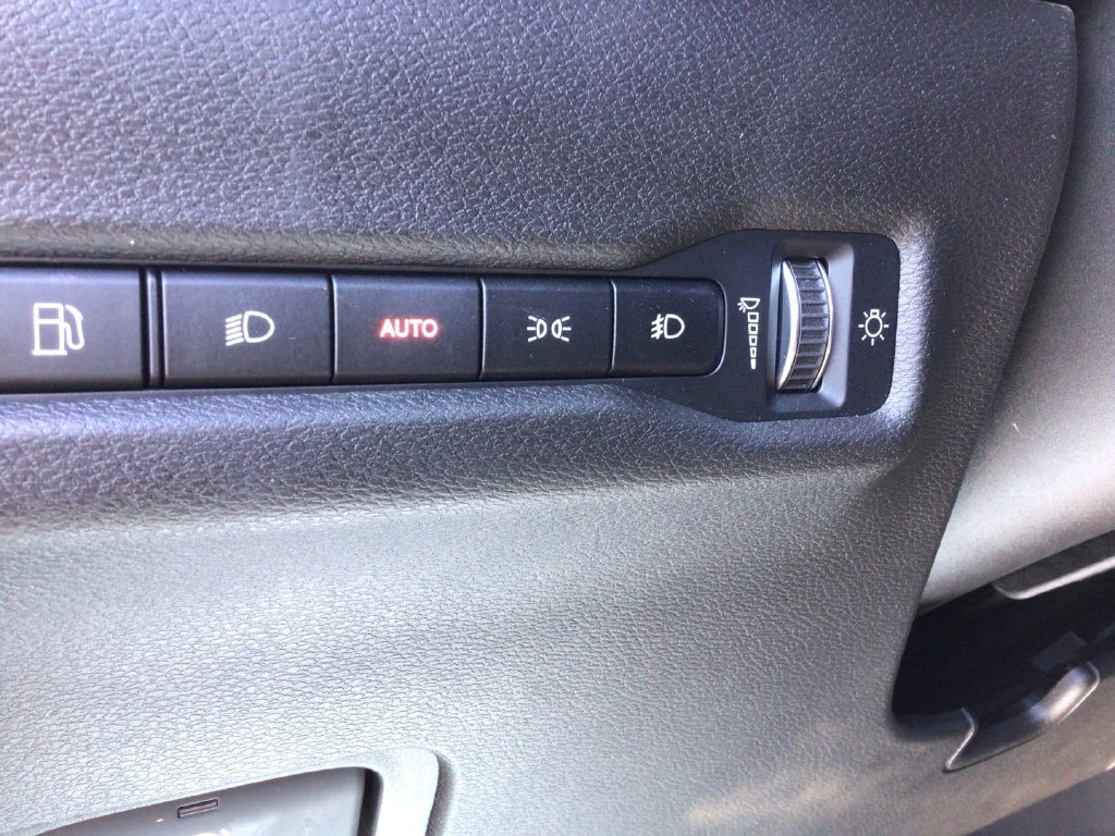 2026 Jeep Cherokee Limited - Photo 18