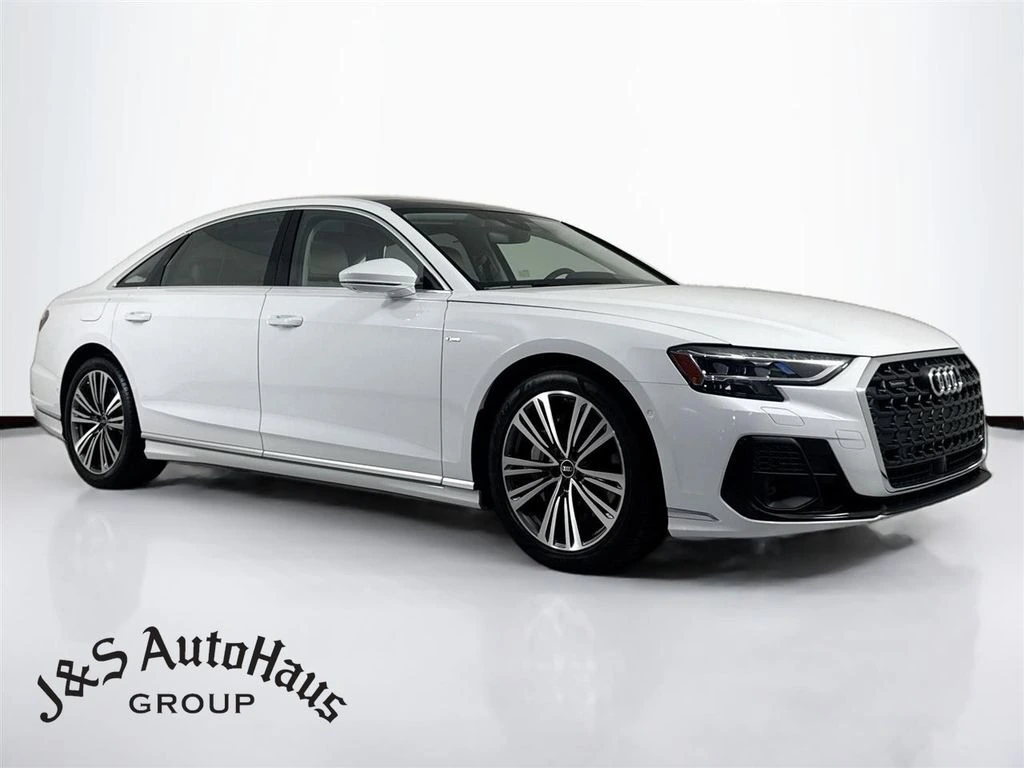 2023 Audi A8 55 TFSI L quattro Tiptronic's photo