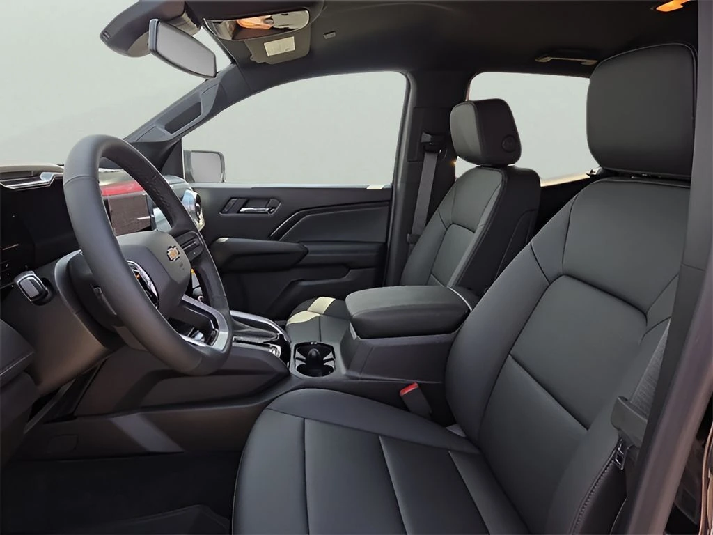 2026 Chevrolet Colorado LT - Photo 15