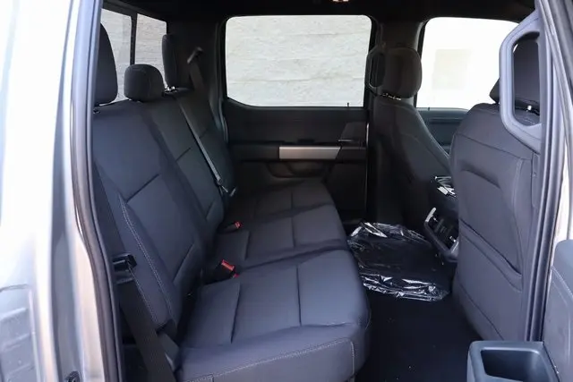 2025 Ford F-150 XLT photo 32
