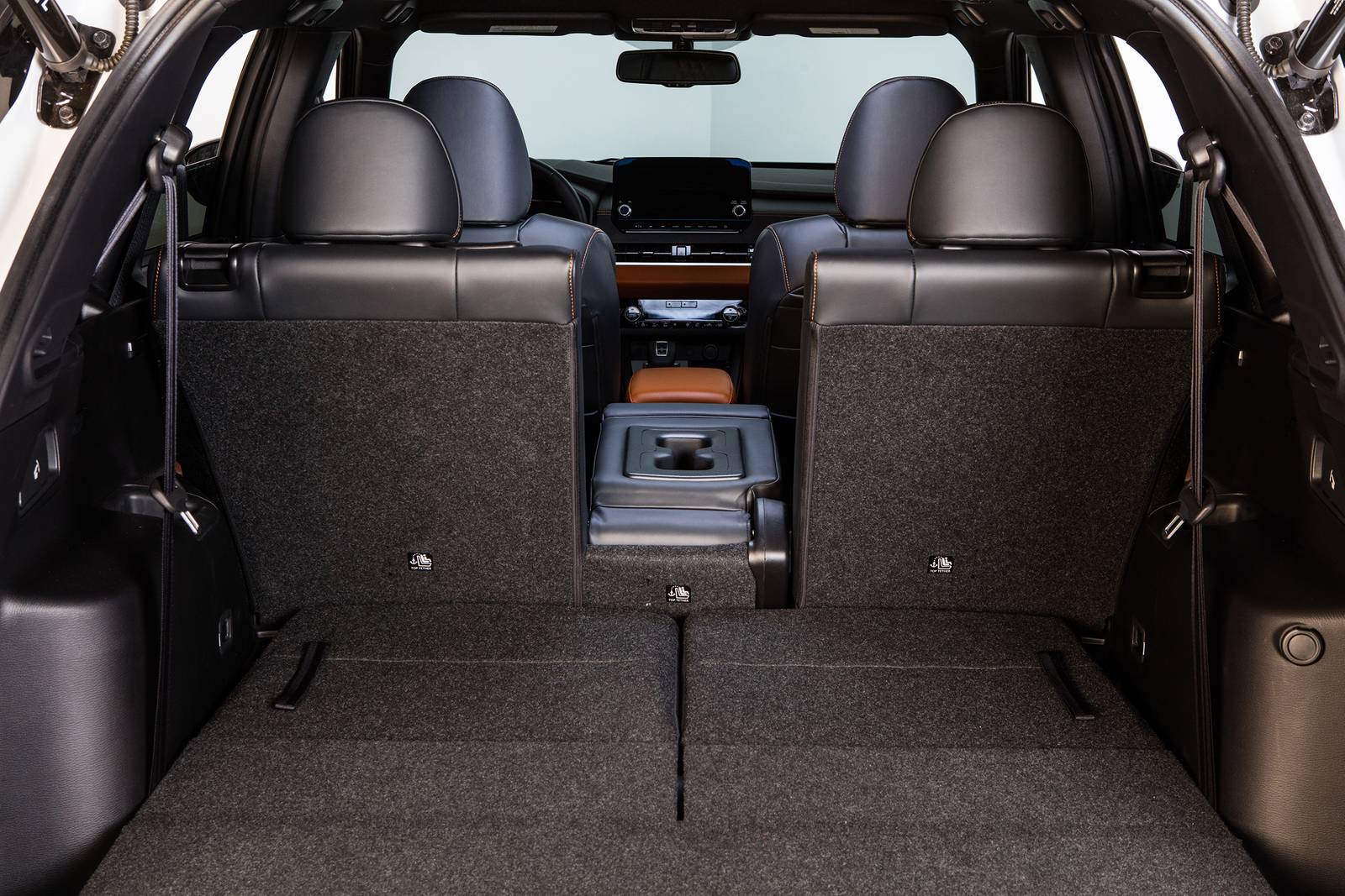 2024 Mitsubishi Outlander SEL Cargo Area