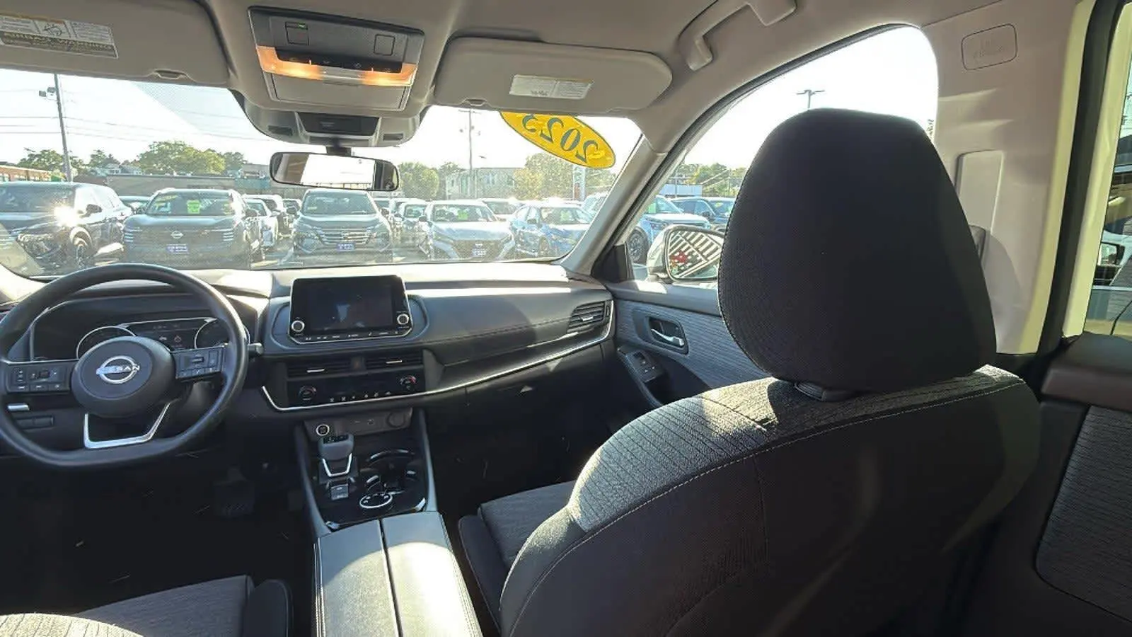 2023 Nissan Rogue SV photo 20