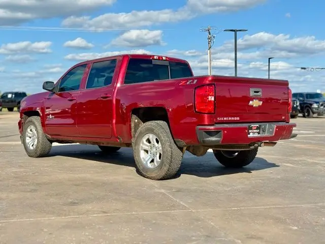 2018 Chevrolet Silverado 1500 LT2 photo 4
