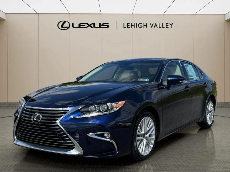2016 Lexus ES 350 350's photo