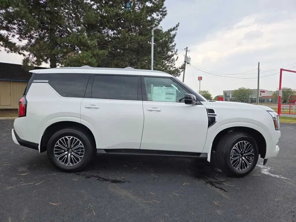 2026 Nissan Armada SL photo 27