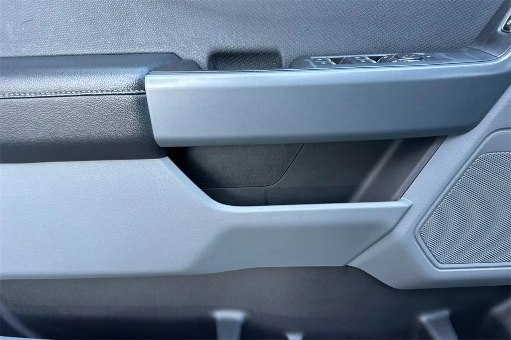 2023 Ford F-150 XLT photo 10