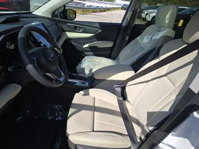 2025 Subaru Ascent Limited photo 4