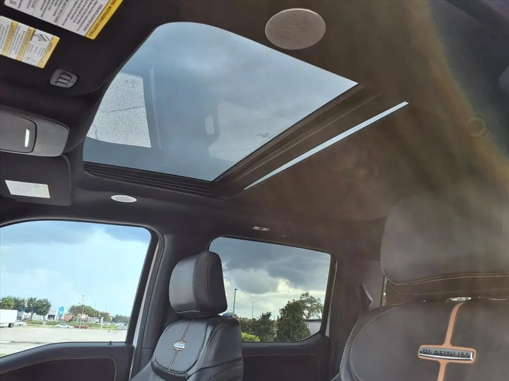 2023 Ford F-150 Platinum photo 27