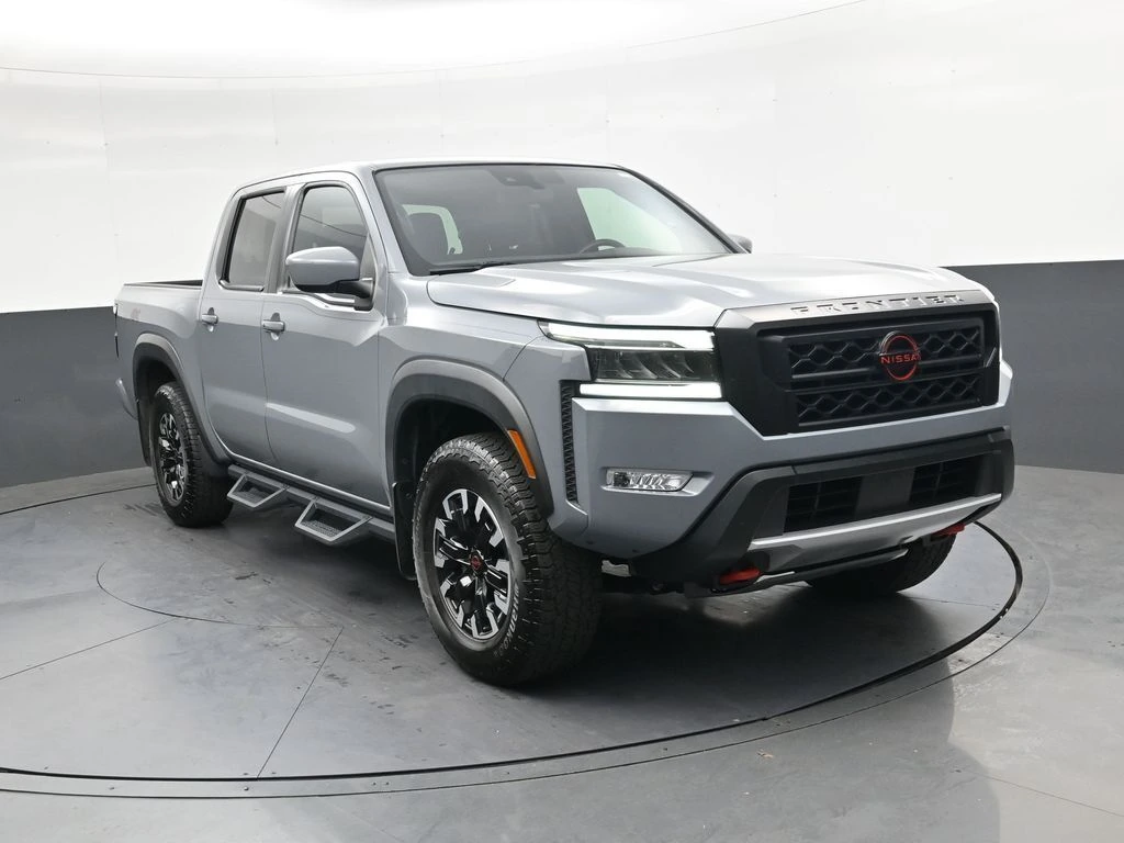 2023 Nissan Frontier PRO-4X Crew Cab 4X4's photo