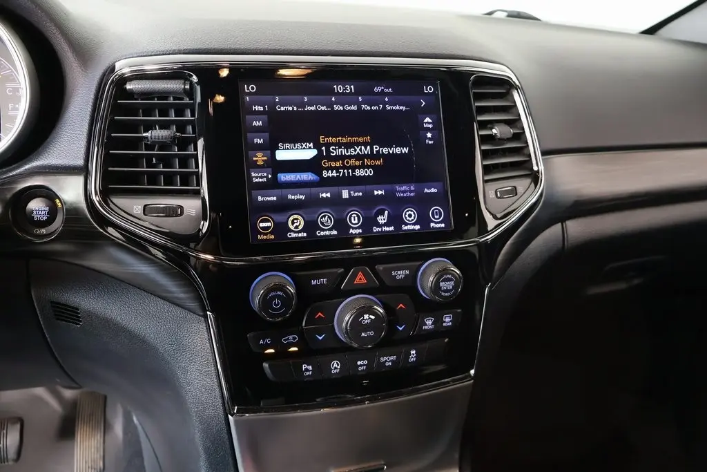 2020 Jeep Grand Cherokee Altitude photo 5