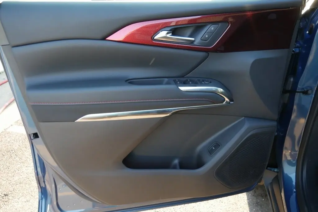 2026 Chevrolet Traverse Z71 photo 26
