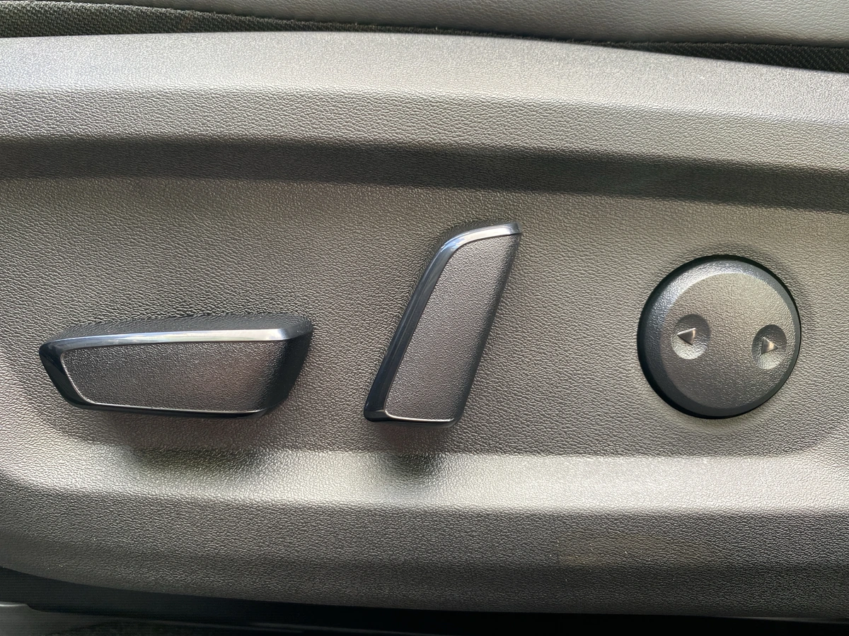 2026 Nissan Rogue Platinum - Photo 13