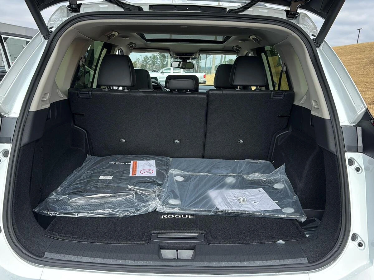 2026 Nissan Rogue Platinum - Photo 29