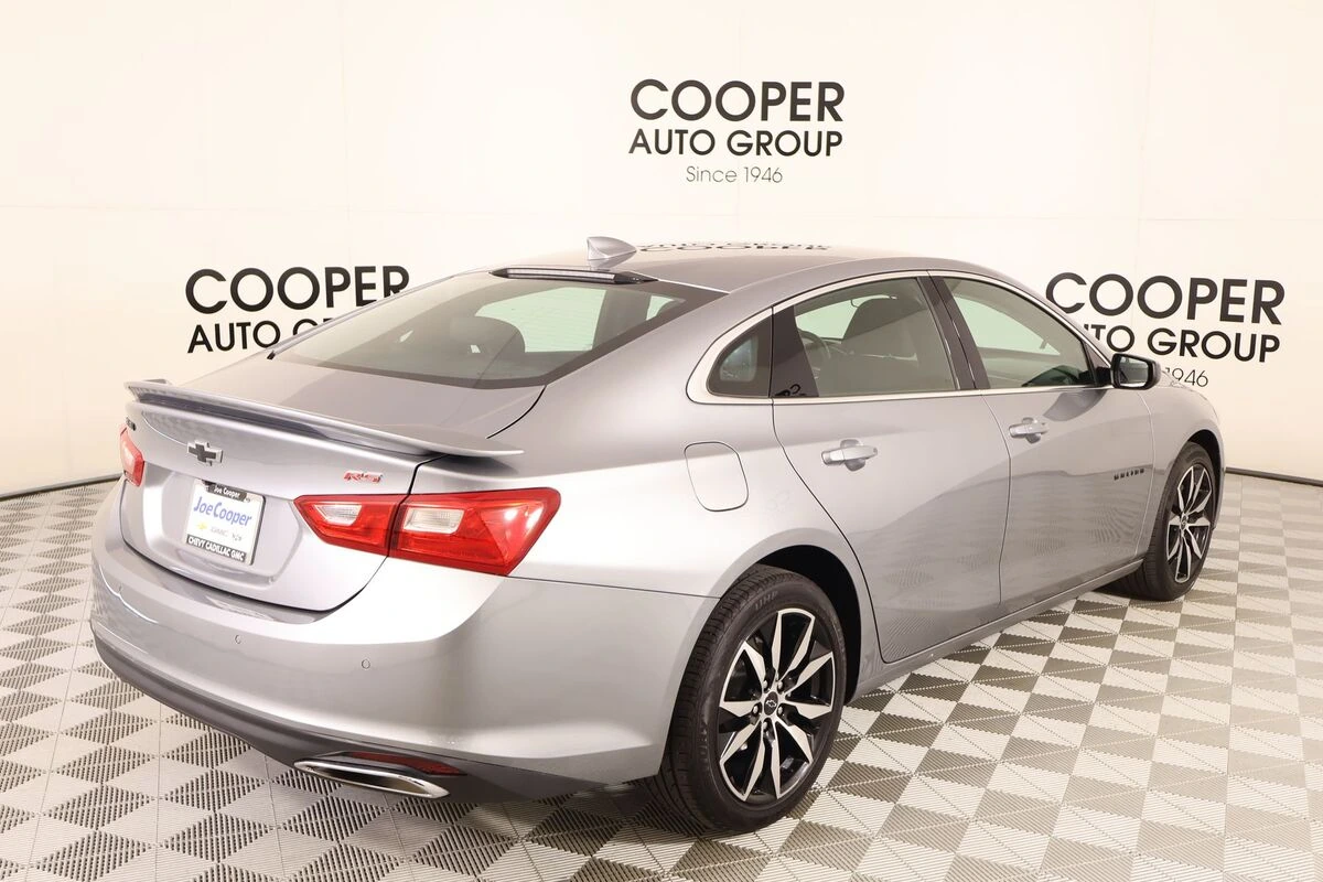 2025 Chevrolet Malibu RS - Photo 19