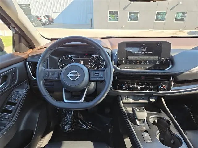 2023 Nissan Rogue SL photo 13