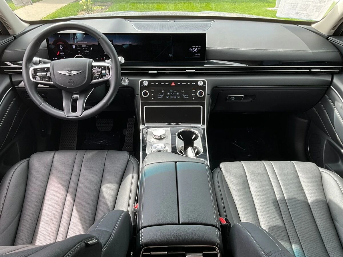 2025 GENESIS GV80 Standard - Photo 15