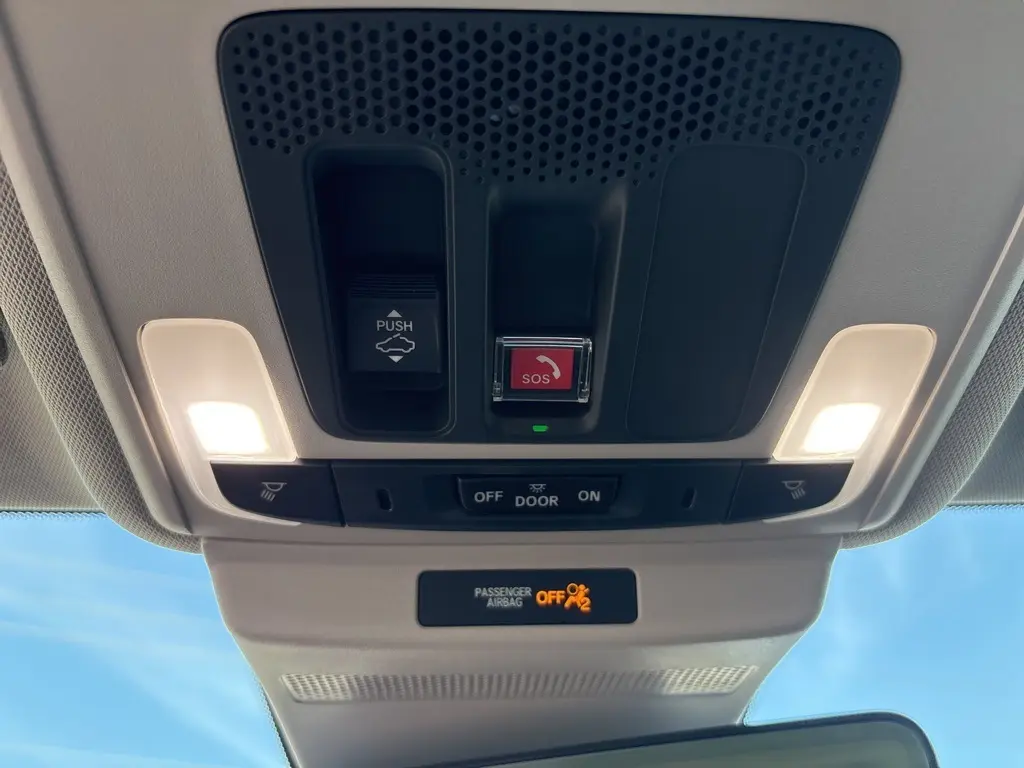 2024 Honda Accord Hybrid Touring photo 23