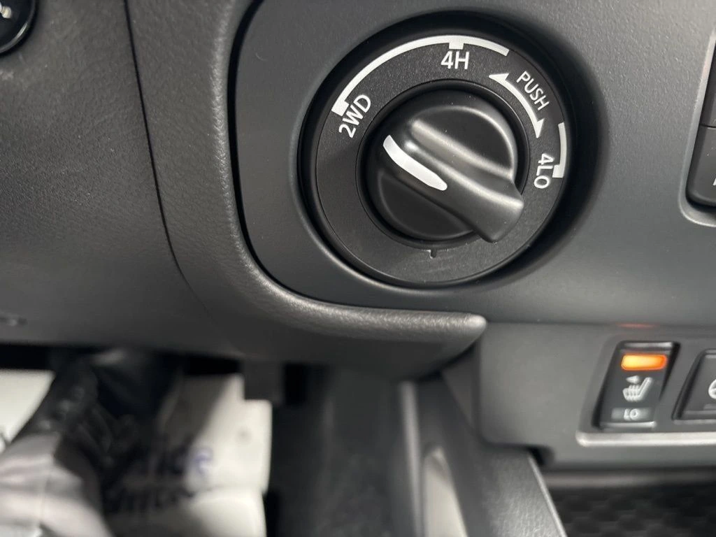 2026 Nissan Frontier SV - Photo 35