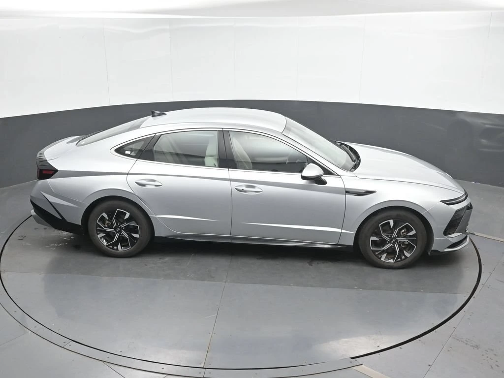 2025 Hyundai Sonata SEL - Photo 32