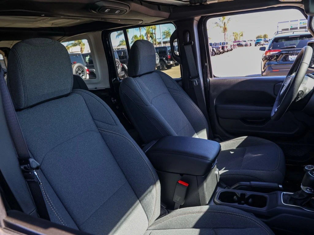 2026 Jeep Wrangler 4-Door Sport S - Photo 21
