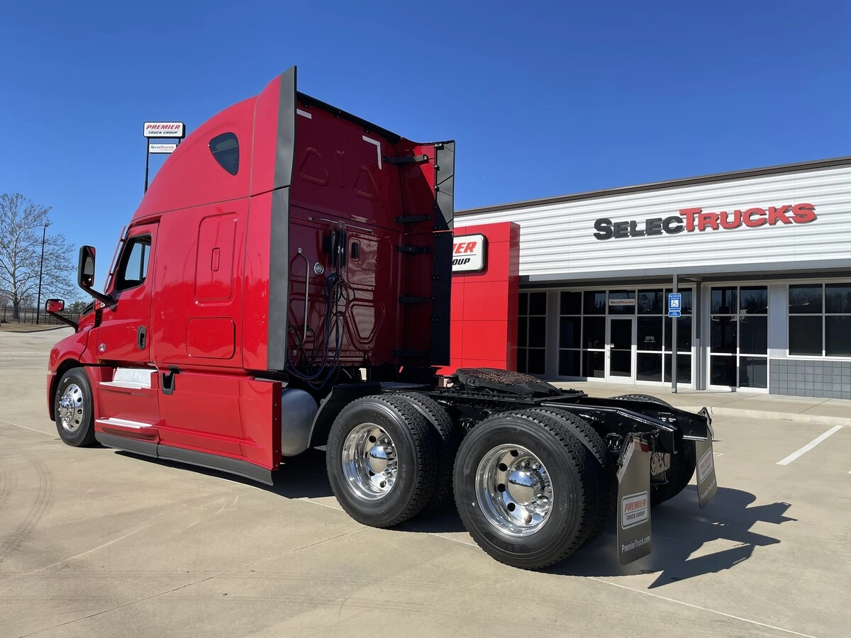 2021 Freightliner Cascadia - image 15