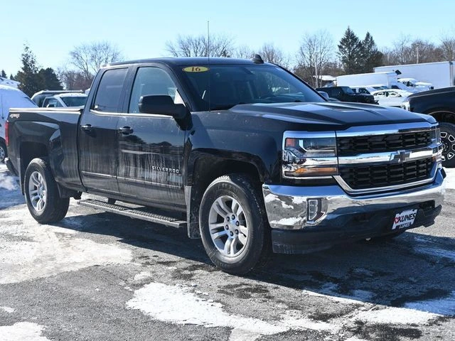 Used 2016 Chevrolet Silverado 1500 LT with VIN 1GCVKREC7GZ323684 for sale in Delavan, WI