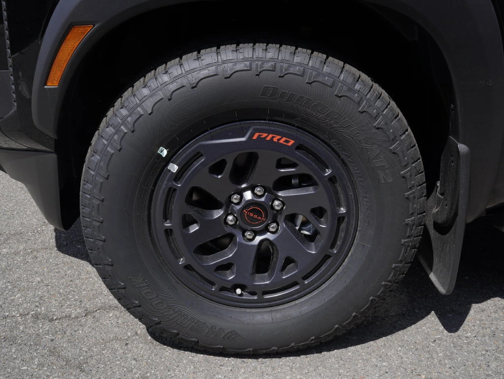 2026 Nissan Frontier PRO-X - Photo 7
