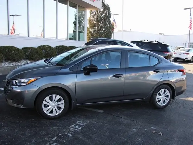 Used 2025 Nissan Versa Sedan S with VIN 3N1CN8DV3SL854721 for sale in Kansas City