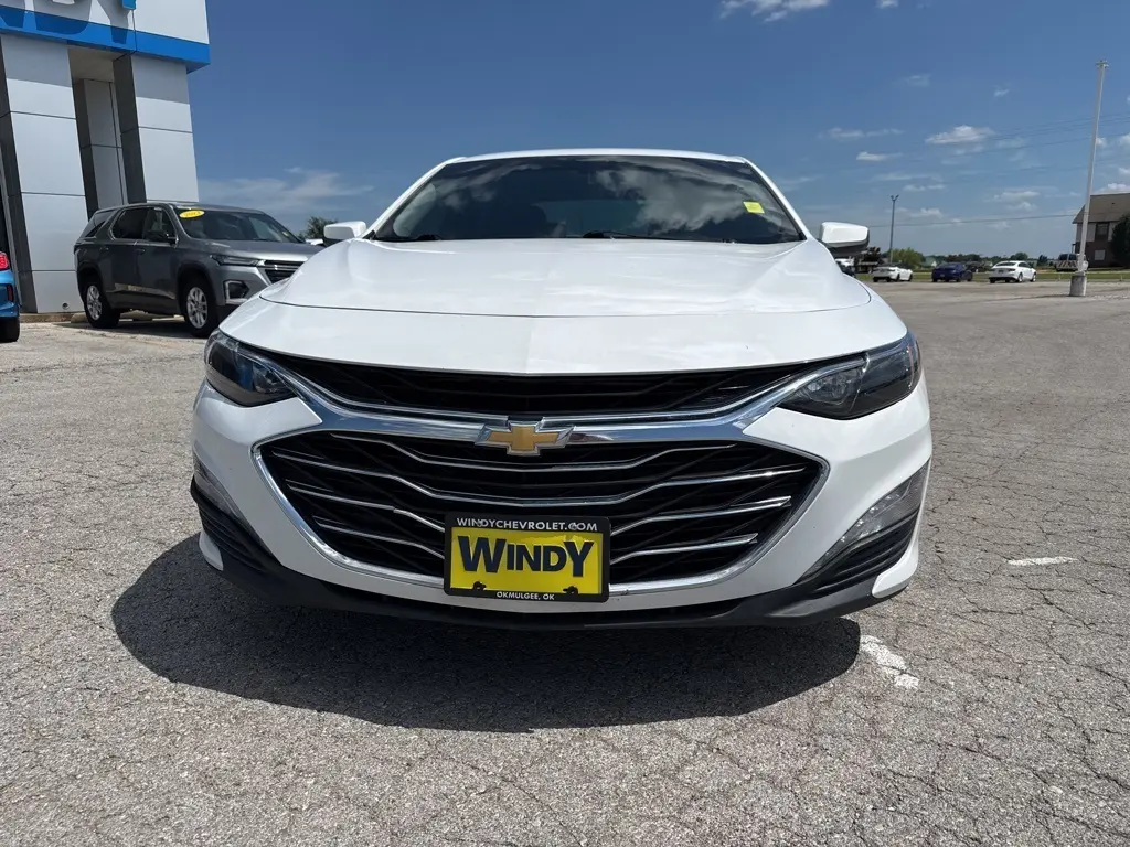 Used 2019 Chevrolet Malibu 1LT with VIN 1G1ZD5ST5KF139291 for sale in Okmulgee, OK