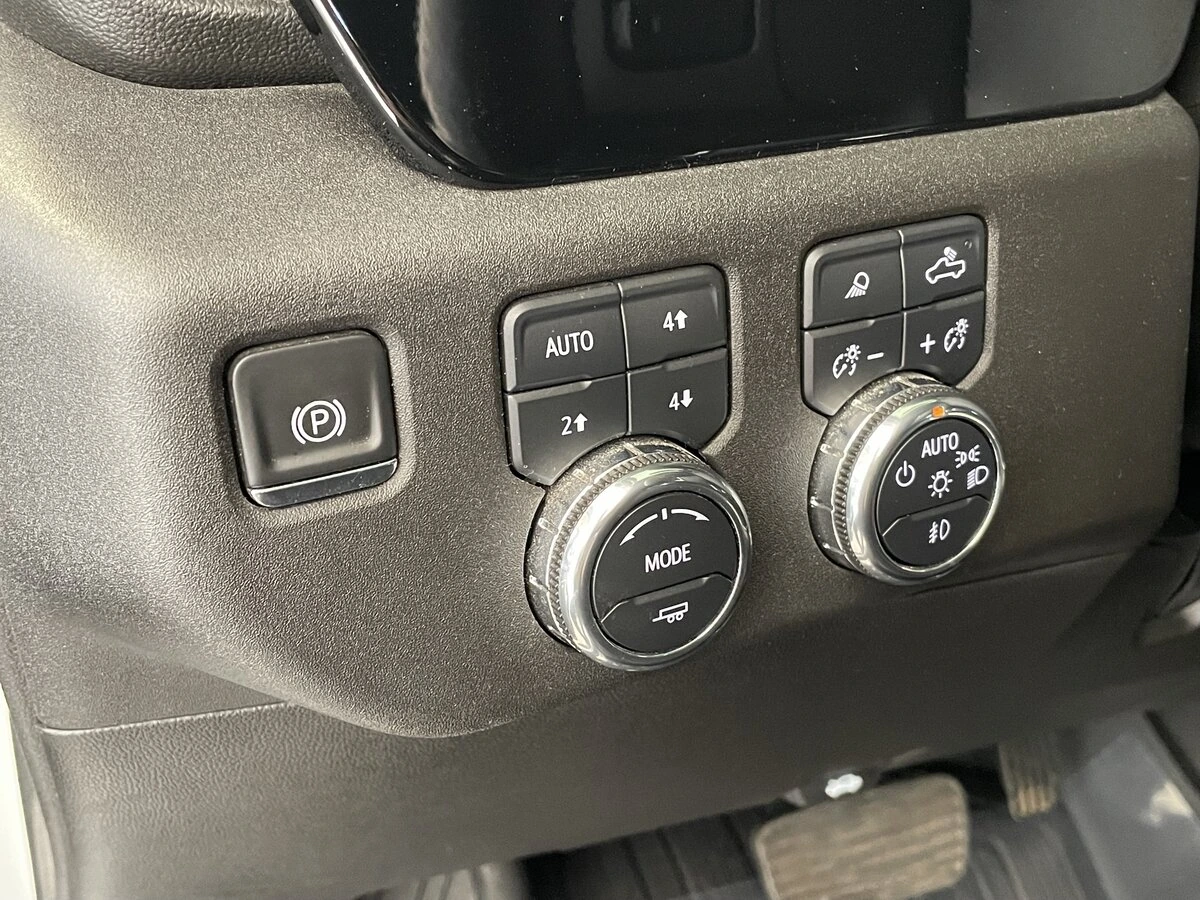 2025 GMC Sierra 2500HD SLT - Photo 35