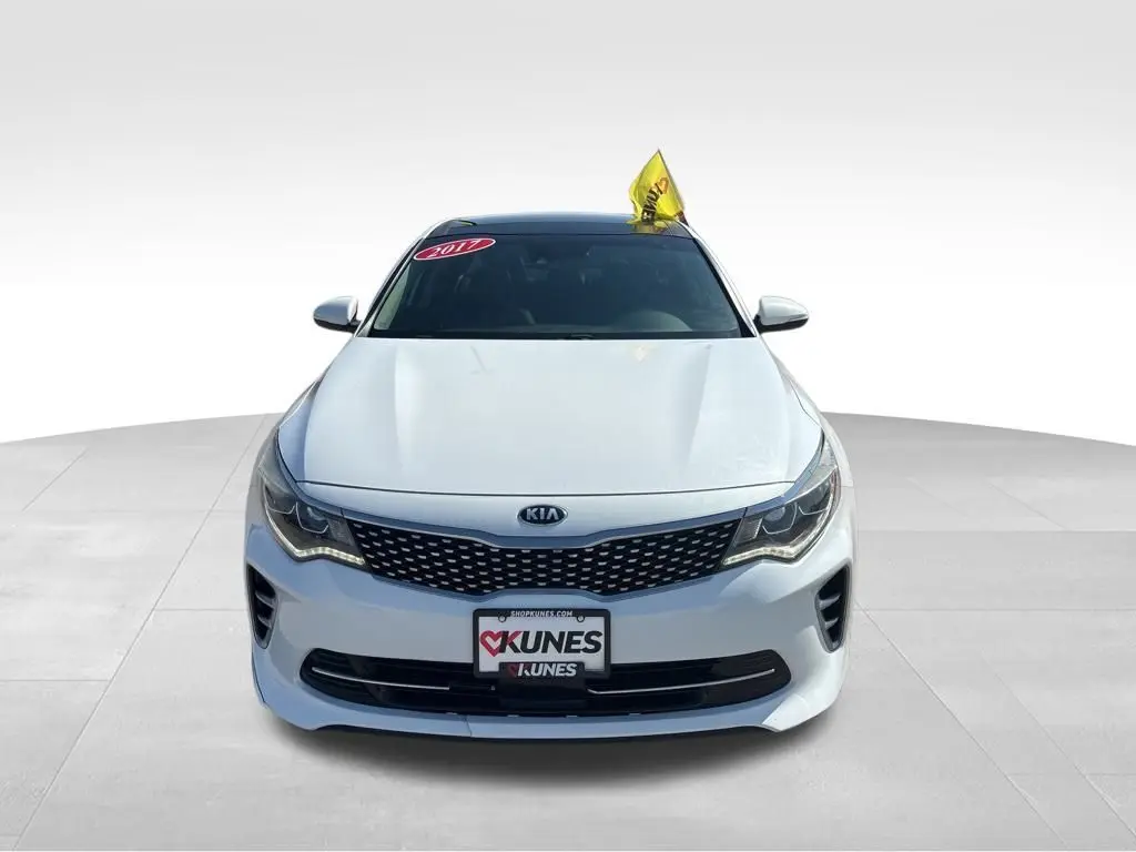 2017 Kia Optima SX Turbo photo 2