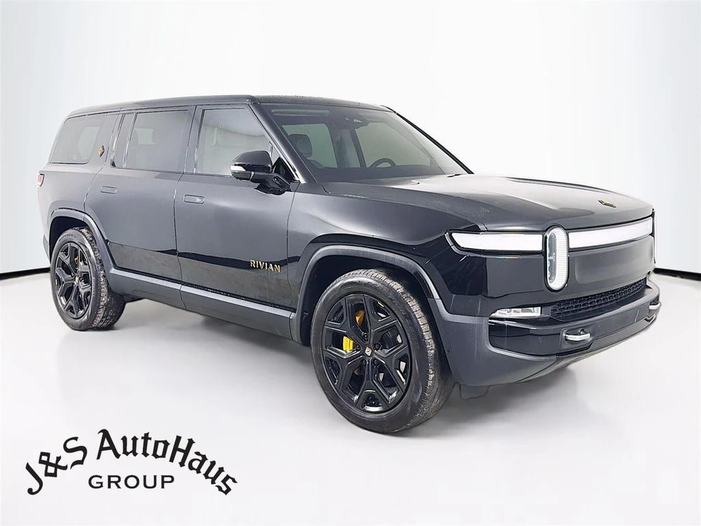 2023 Rivian R1S