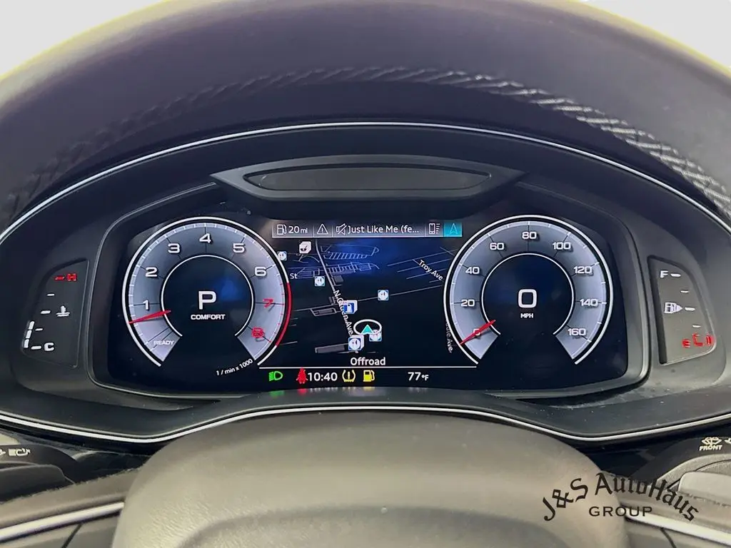 2022 Audi Q7 55 Premium Plus photo 14