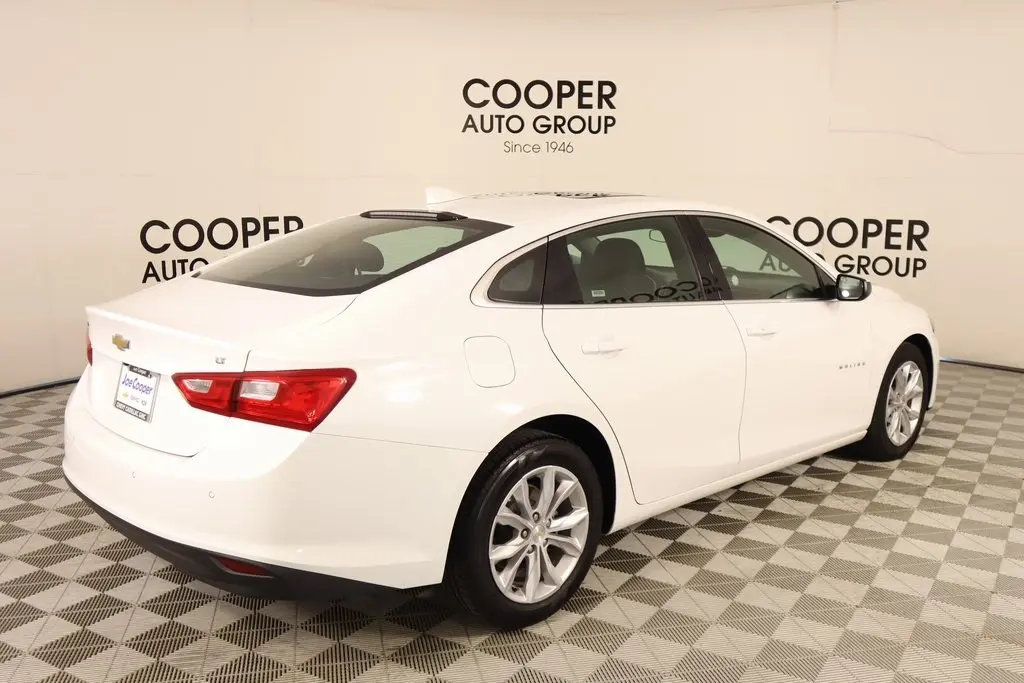 2024 Chevrolet Malibu 1LT photo 19