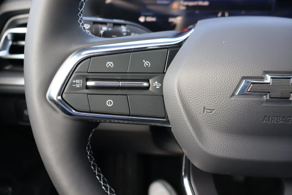 2027 Chevrolet Traverse LT - Photo 8