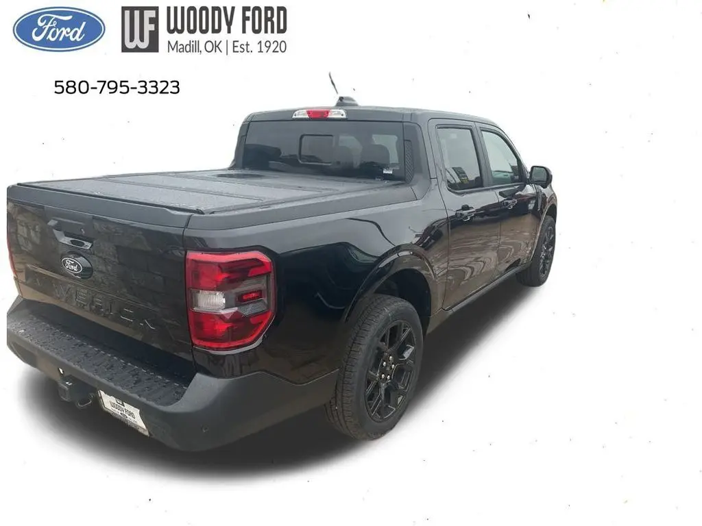 2025 Ford Maverick Lariat photo 2