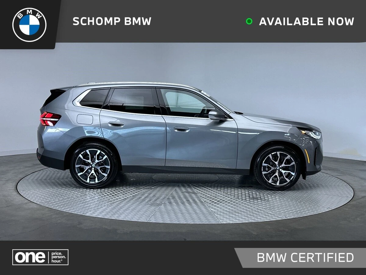 2026 BMW X3 30 XDRIVE's photo