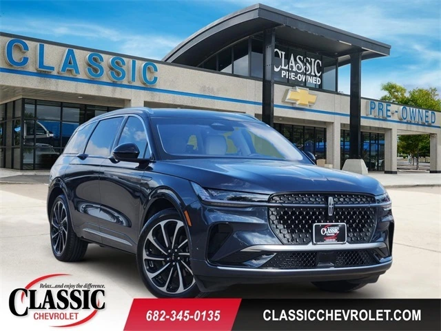 2024 Lincoln Nautilus Black Label AWD's photo