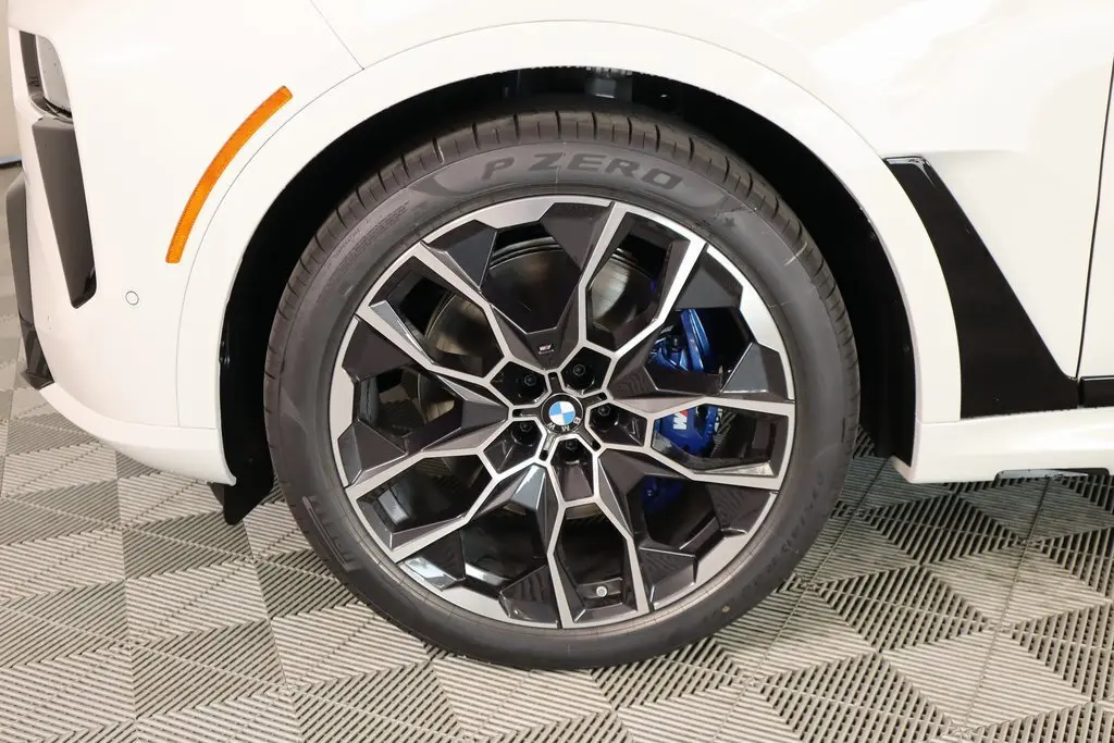 2026 Bmw X7 M60i photo 15
