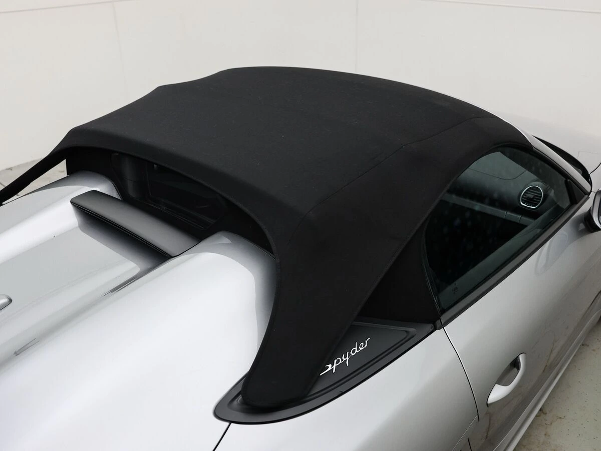 2022 Porsche 718 Spyder - Photo 27