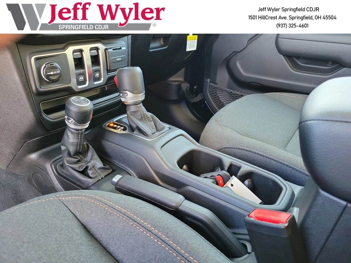 2026 Jeep Wrangler 2-Door Sport S - Photo 11