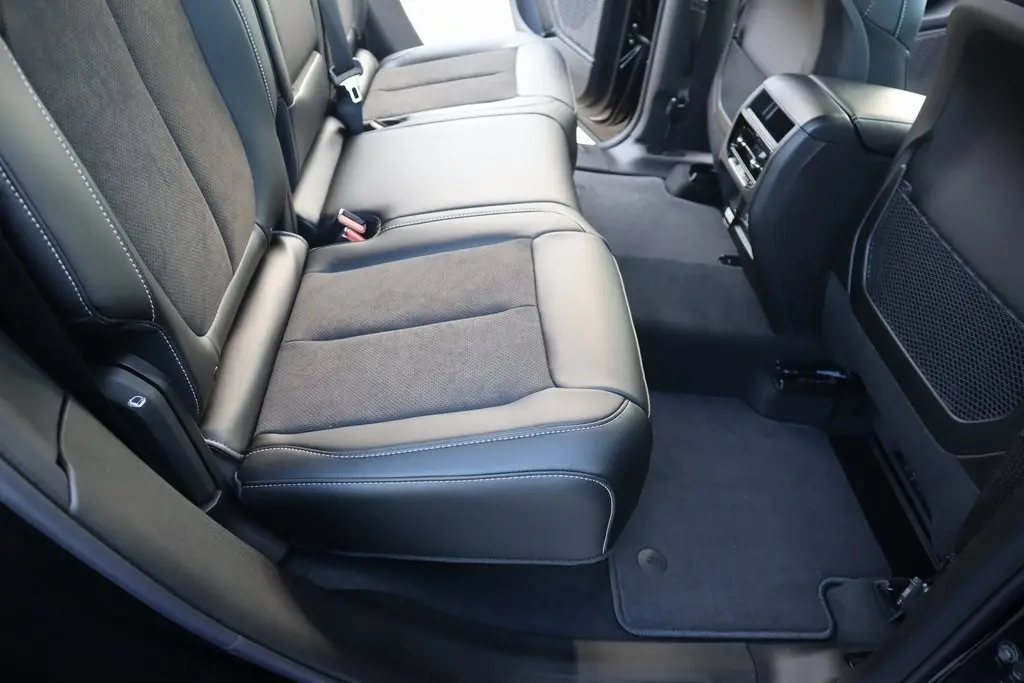 2025 Jeep Grand Cherokee Altitude X photo 14