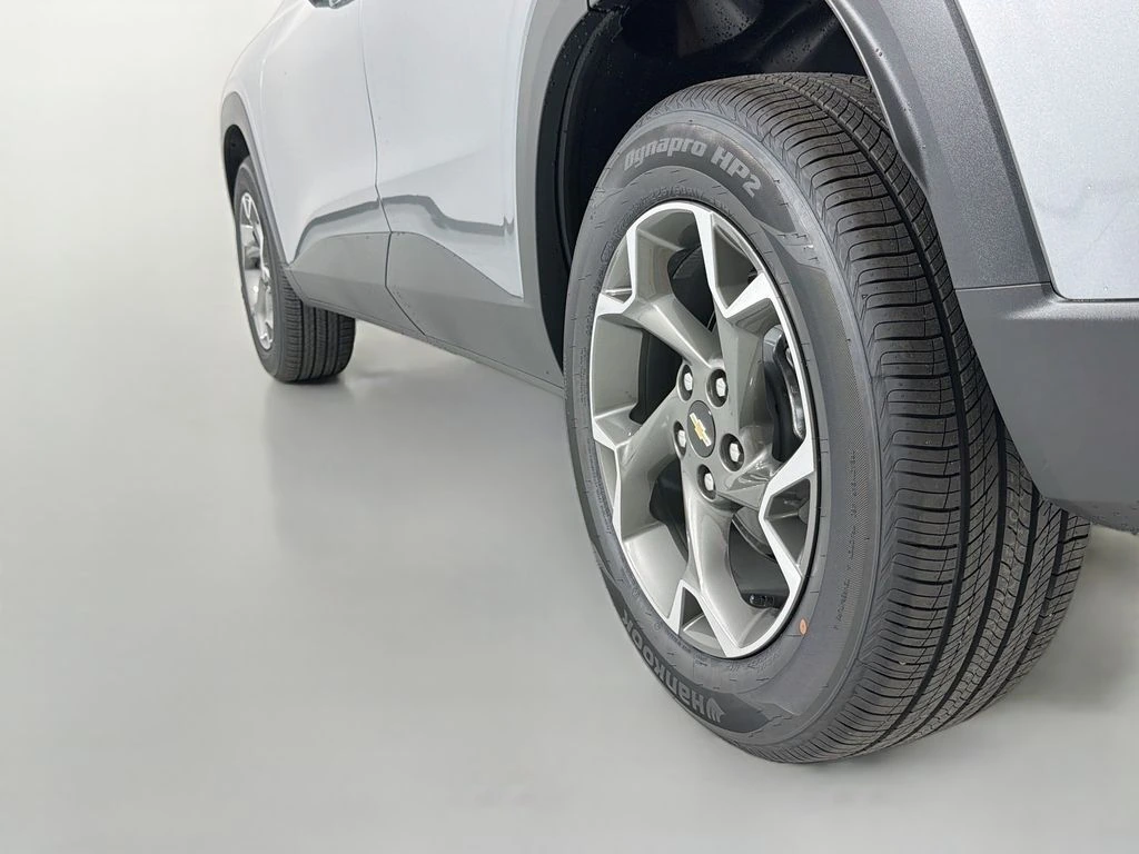 2026 Chevrolet Trax LT - Photo 29