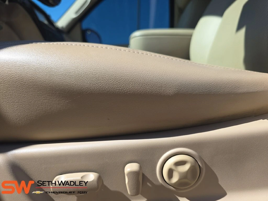 2013 Cadillac Escalade Luxury - Photo 30