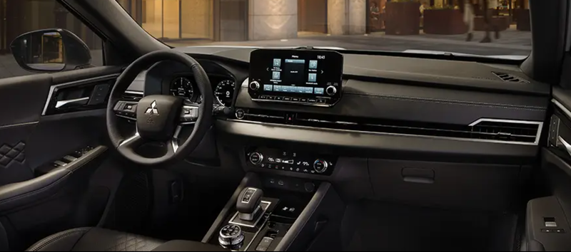 2025 Mitsubishi Outlander PHEV Cockpit