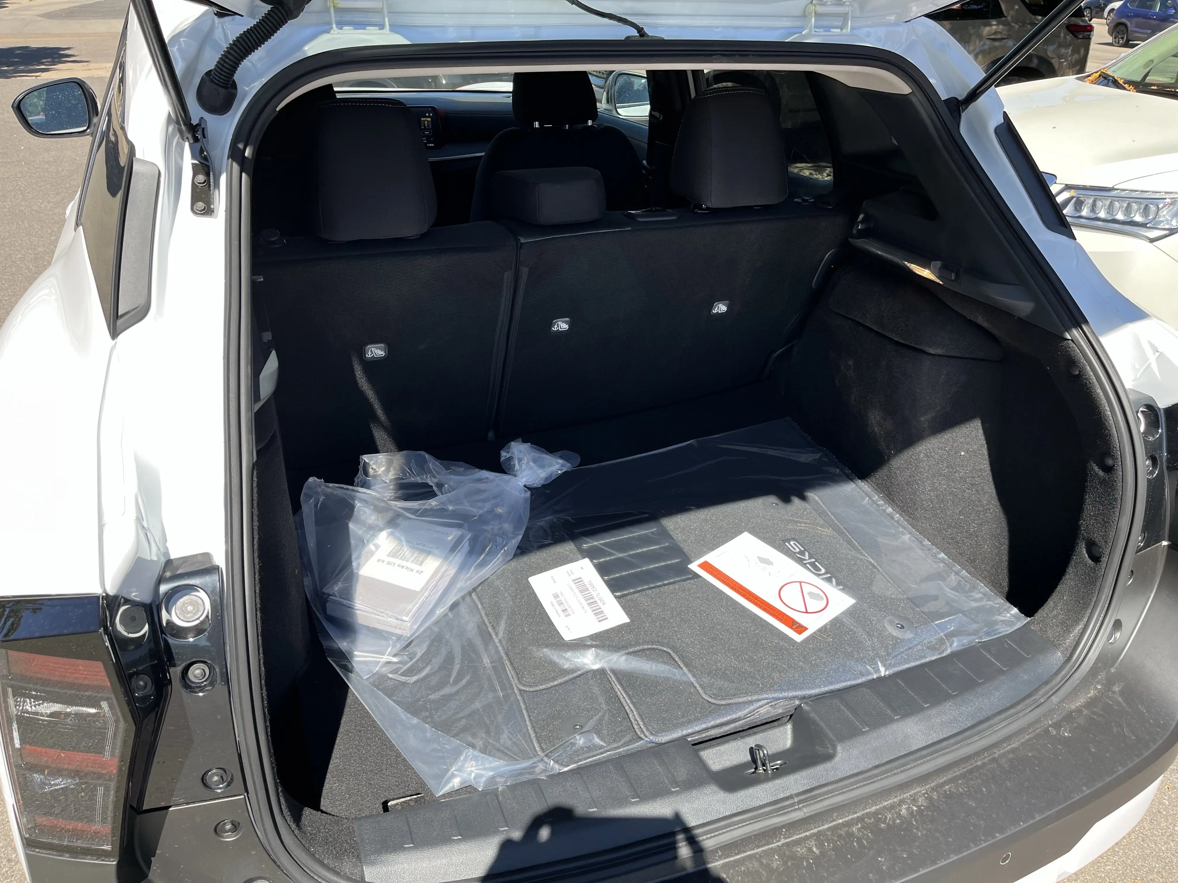 2026 Nissan Kicks SV photo 20